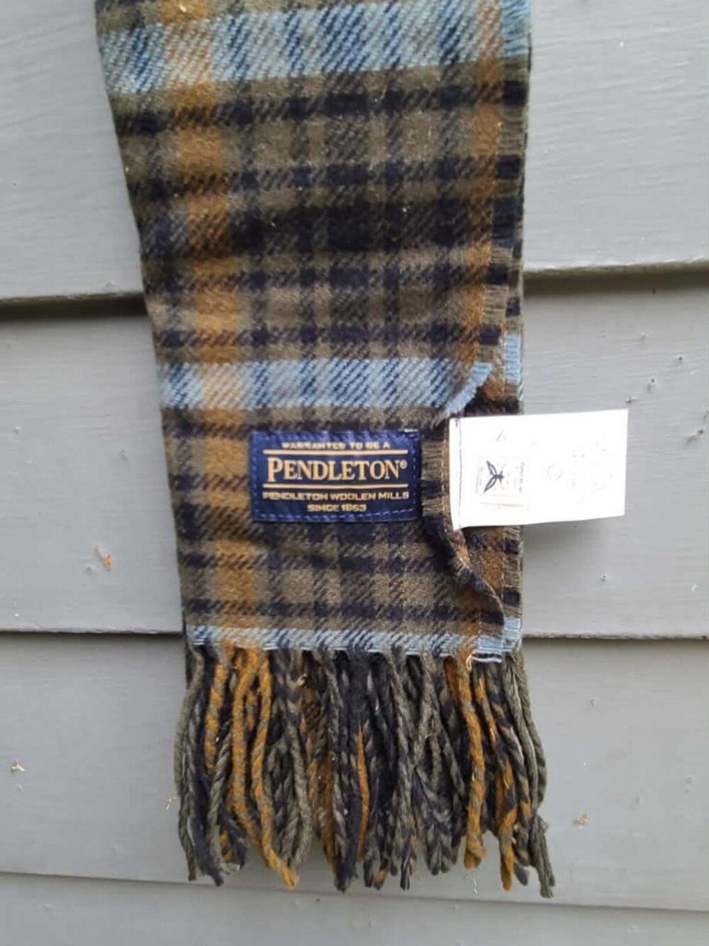 Pendleton Gray Blue Plaid 100% Wool Scarf NWT